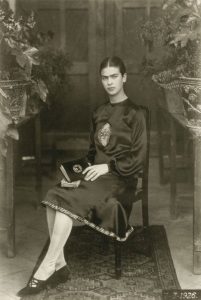 frida-khalo-18-anos-1926