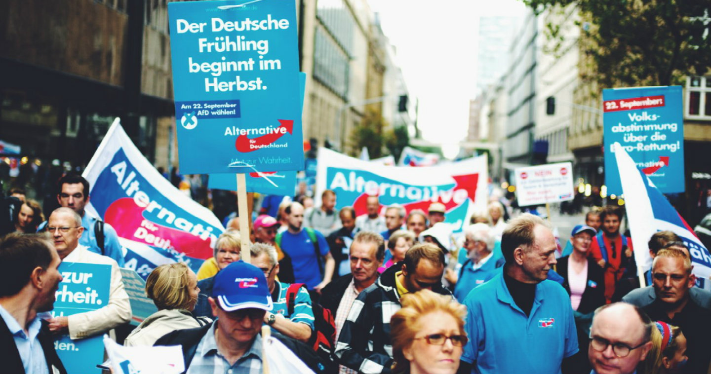 Το ξενοφοβικό AfD (ξανα)χτυπά την πόρτα – Γερμανία και Ευρώπη κωφεύουν.