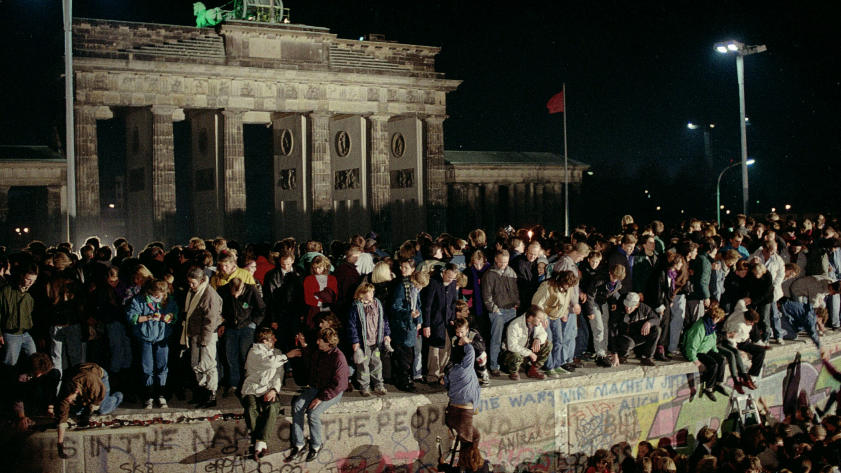 Βερολίνο. Η αρχή της πτώσης του τείχους, 9 Νοέμβρη 1989