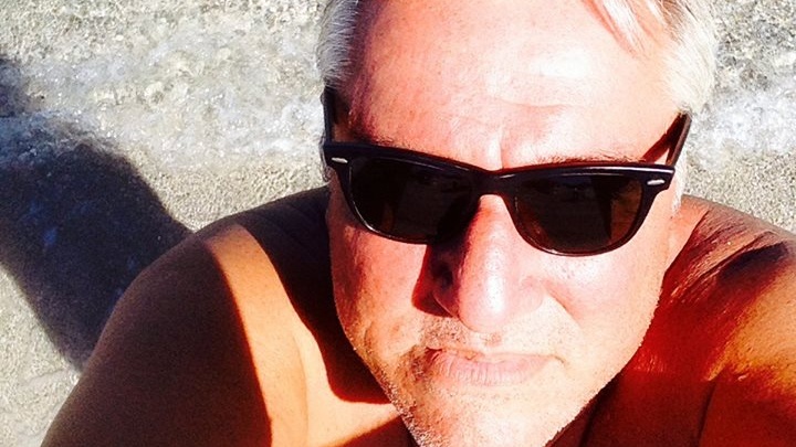 Καλοκαίρι 2017. Αφιέρωμα – “Το νησί μου”. O δημοσιογράφος, παραγωγός ραδιοφώνου, συγγραφέας, flâneur Στέφανος Τσιτσόπουλος μιλά για τη δική του Λήμνο