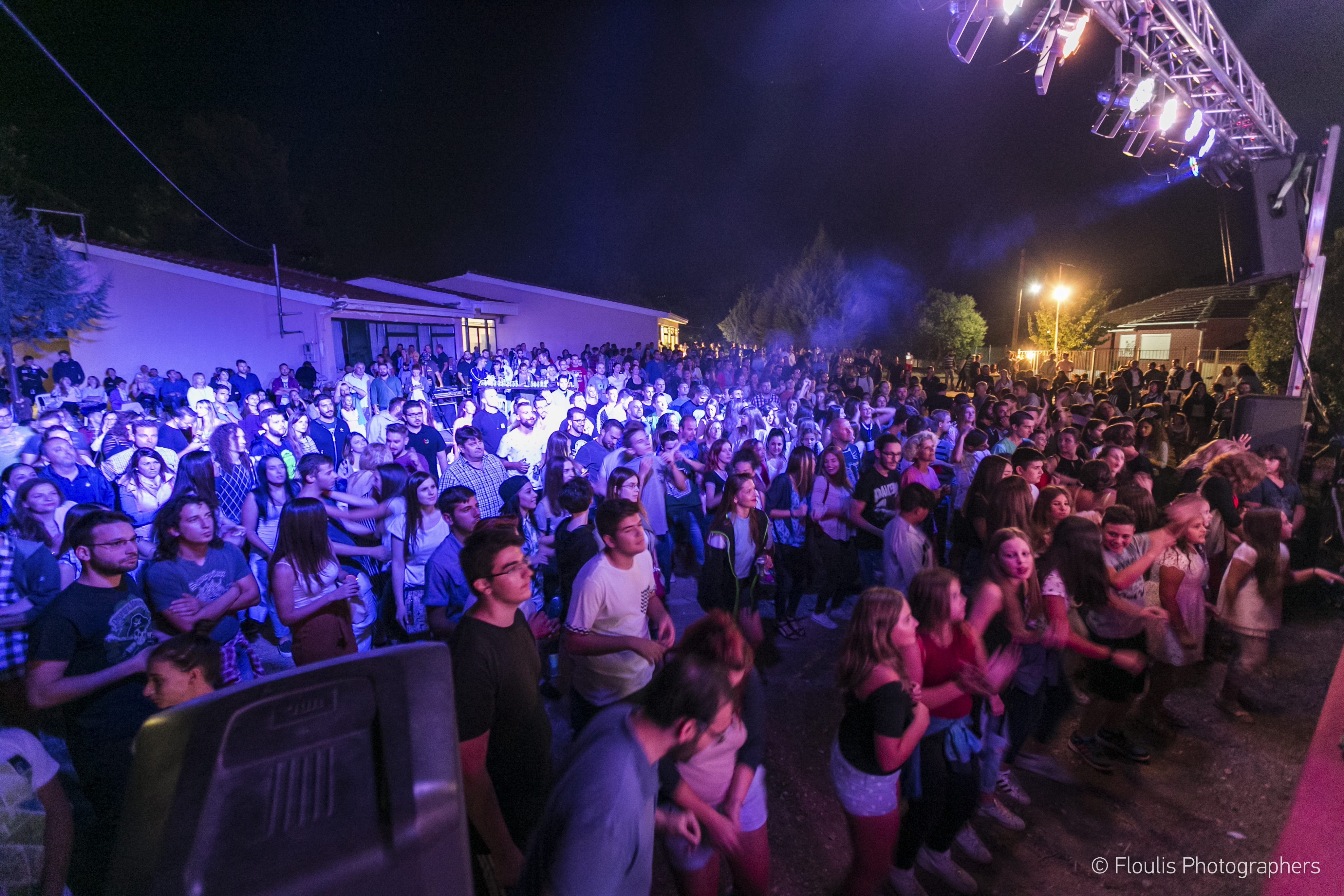 Οι Locomondo, η παρέα των παιδιών από το Ρίζωμα Τρικάλων, ένα πάρτυ που μεγάλωσε και έγινε φεστιβάλ – Rizoma Sound Fest