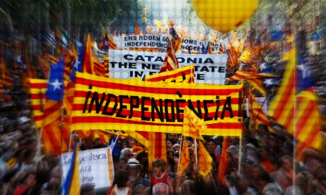 Καταλονία – Ισπανία. Παιχνίδια επικοινωνίας πίσω από μια “αμφιλεγόμενη” απόπειρα ανεξαρτησίας