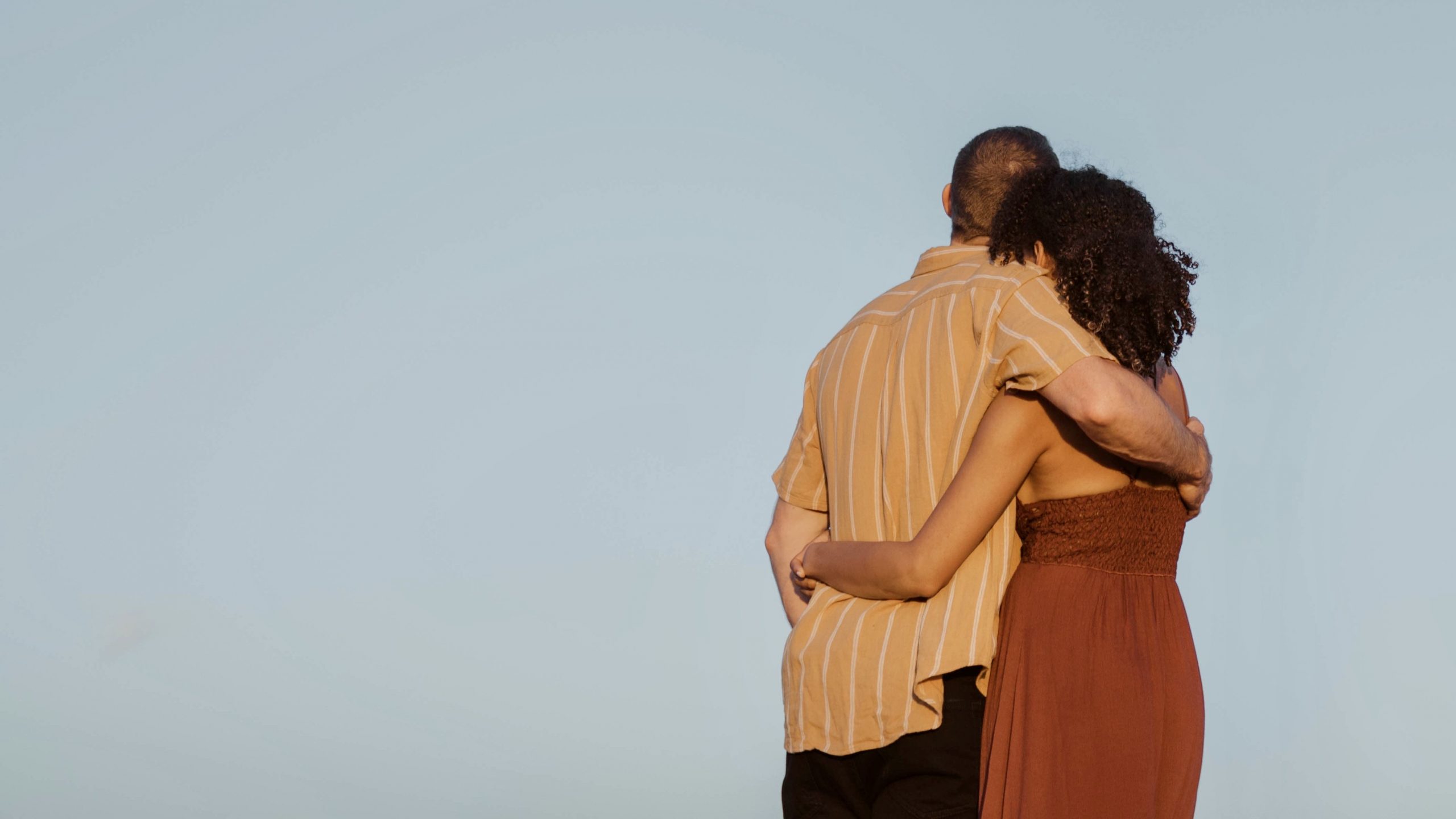 Οι τέσσερις νόμοι της έλξης στις ερωτικές σχέσεις