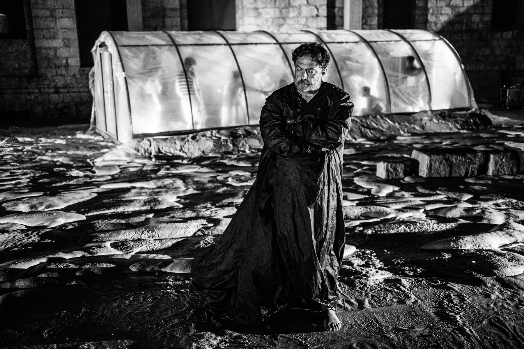 Κριτική | «Αίας» του Σοφοκλή από τον Αργύρη Ξάφη: τραγωδία σε rewind