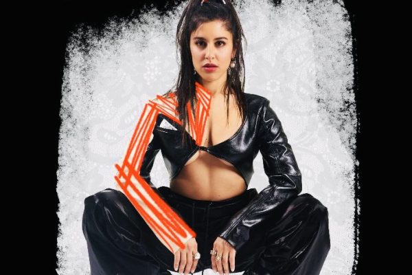 Μαρίνα Σάττι – Ποια είναι η τραγουδίστρια που θα στείλουμε στη Eurovision