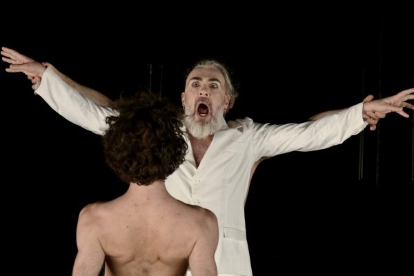 Sold Out η Ορέστεια σκηνοθεσίας Θεόδωρου Τερζόπουλου