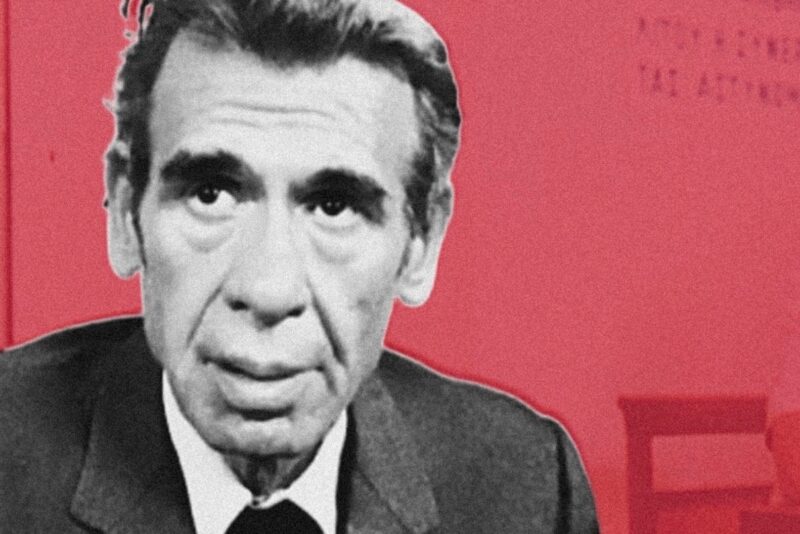 Ο Βασίλης Διαμαντόπουλος