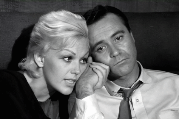 Η ταινία της βραδιάς – Η Μυστηριώδης Κυρία με τα Μαύρα στην ΕΡΤ2