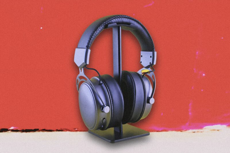 Οκτώβρης – Δέκα κομμάτια μουσικής που ακούμε στο repeat