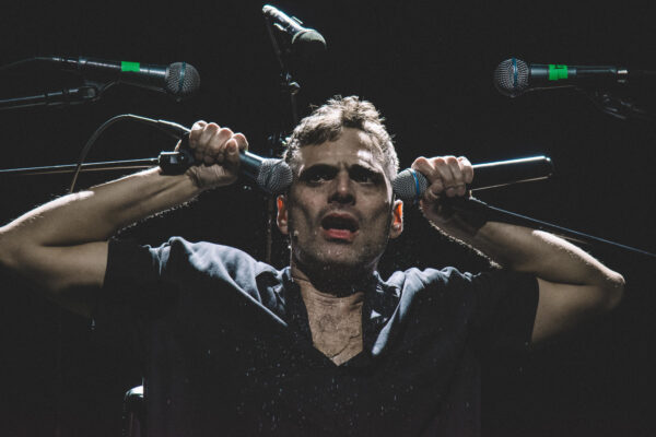 Ο Γιώργος Παπαγεωργίου είναι ο τελευταίος άνθρωπος στο «1984» του Orwell