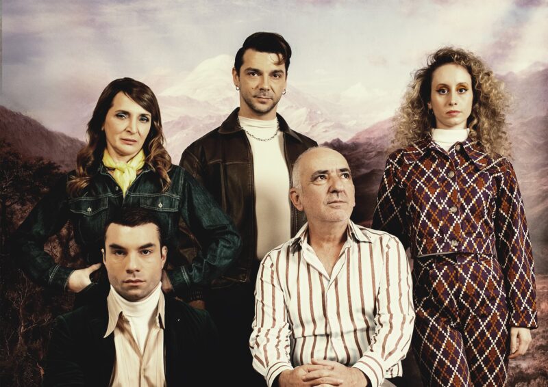 «Δύο ή τρία πράγματα που ξέρω γι’ αυτόν» από τον Ανέστη Αζά