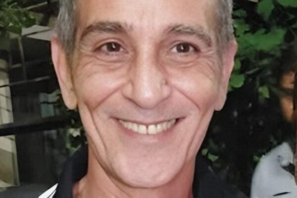 Συνέντευξη | Γιώργος Συμεωνίδης: «στην παράσταση εγκαταλείπω τη συναισθηματική μου εμπλοκή»