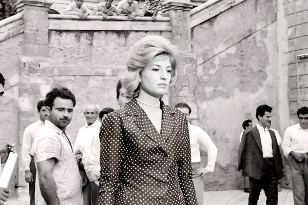 Η ταινία της βραδιάς – «Περιπέτεια» Μικελάντζελο Αντονιόνι στο Κανάλι της Βουλής