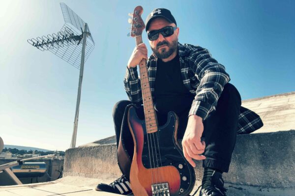 Μιχάλης Δέλτα: Η ροή του Niagara –  Νέο τραγούδι