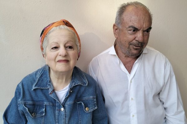«stand-upάντεχα με καινούργιες ταυτότητες» στο Από Κοινού Θέατρο