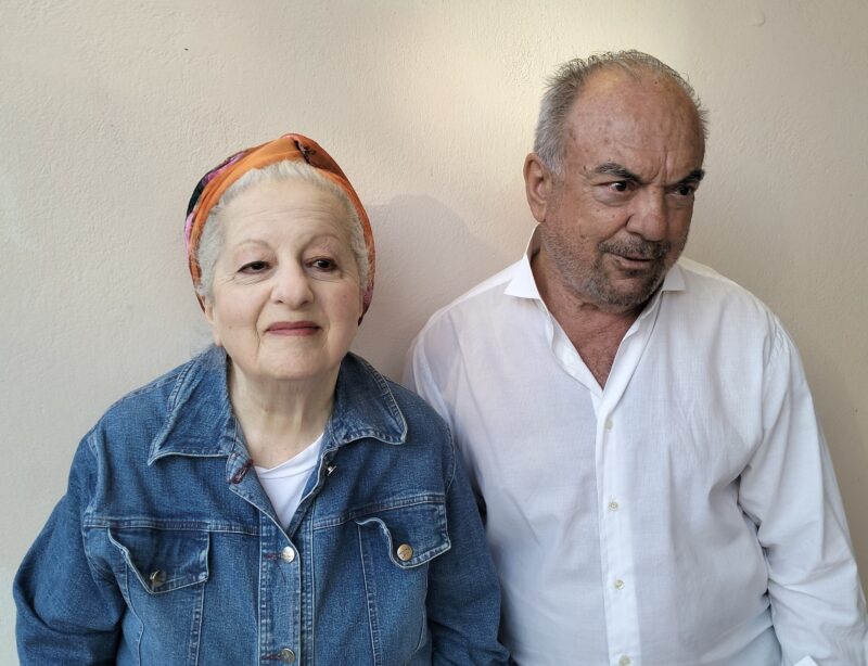 «stand-upάντεχα με καινούργιες ταυτότητες» στο Από Κοινού Θέατρο